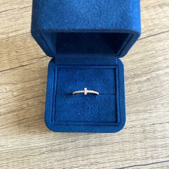 💍 Tiffany T Diamond Wire Band Ring 18k Rose Gold / Size 5 - Picture 4 of 8